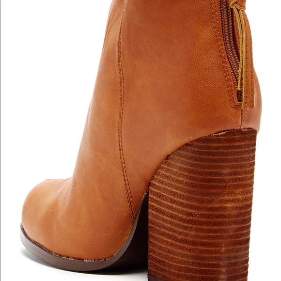 N.Y.L.A. Evazan cognac booties size 7.5 - Picture 2 of 8